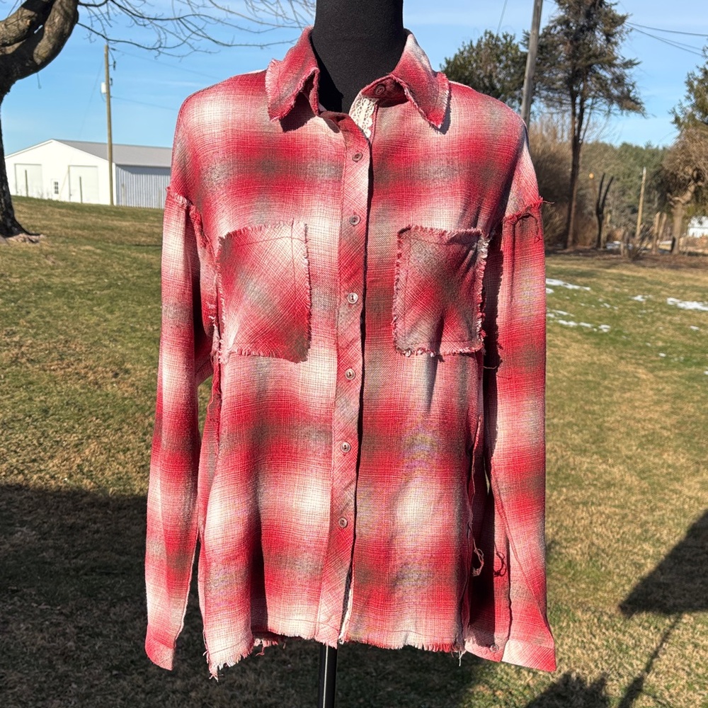 -POL Red Brown Bone Flannel Frayed Button Up Blouse Oversized Women’s Medium - Picture 3 of 13